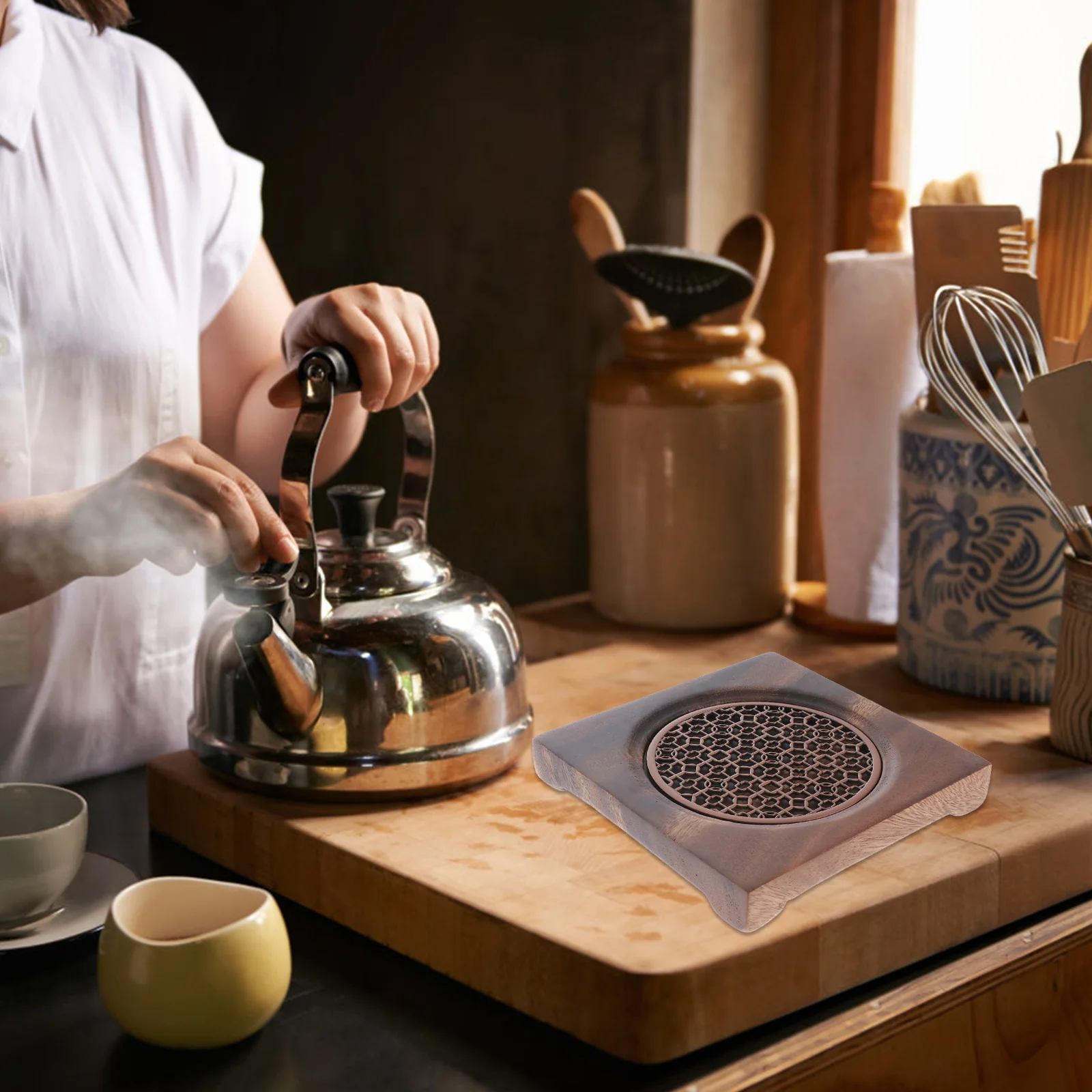 

1pc Walnut Wood Tray Heat-Resistant Tea Pot Holder For Home Hotel Bar Teacup Coaster Tea Serving Tray Wooden Cup