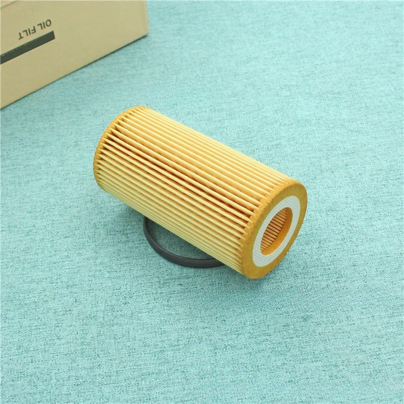 30788490/ 30788821 Car Accsesories Oil Filter For Volvo C30 C70 II S40 II  V40 V50  V60 I V70 III  XC60 I XC70 II