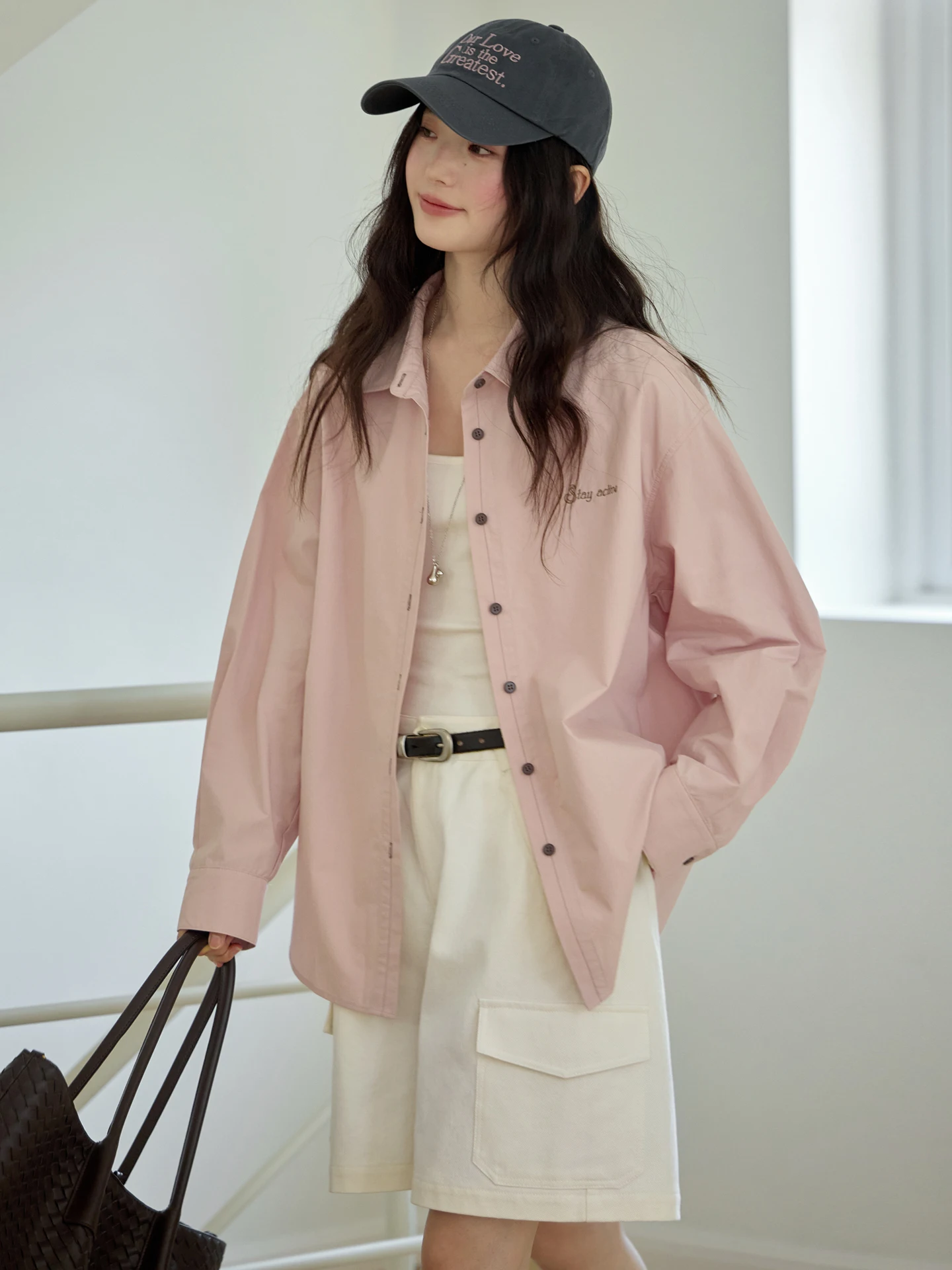 

Elegant Embroidered Casual Shirt 1313 Pink Leather Lettering Breathable Sun Protection Soft Cotton Women's Summer Top