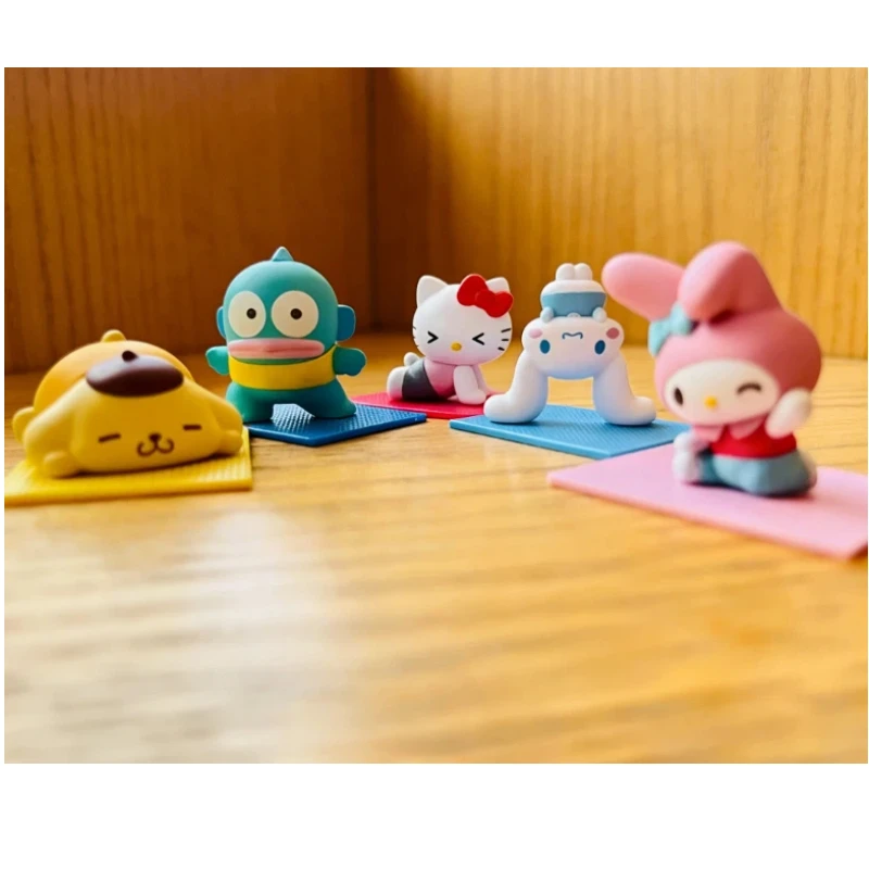 

Новая коллекционная фигурка Куроми и Синаморолл в стиле йоги с бантиком, миниатюрная декоративная фигурка, модные игрушки, милый подарок для девочек на день рождения