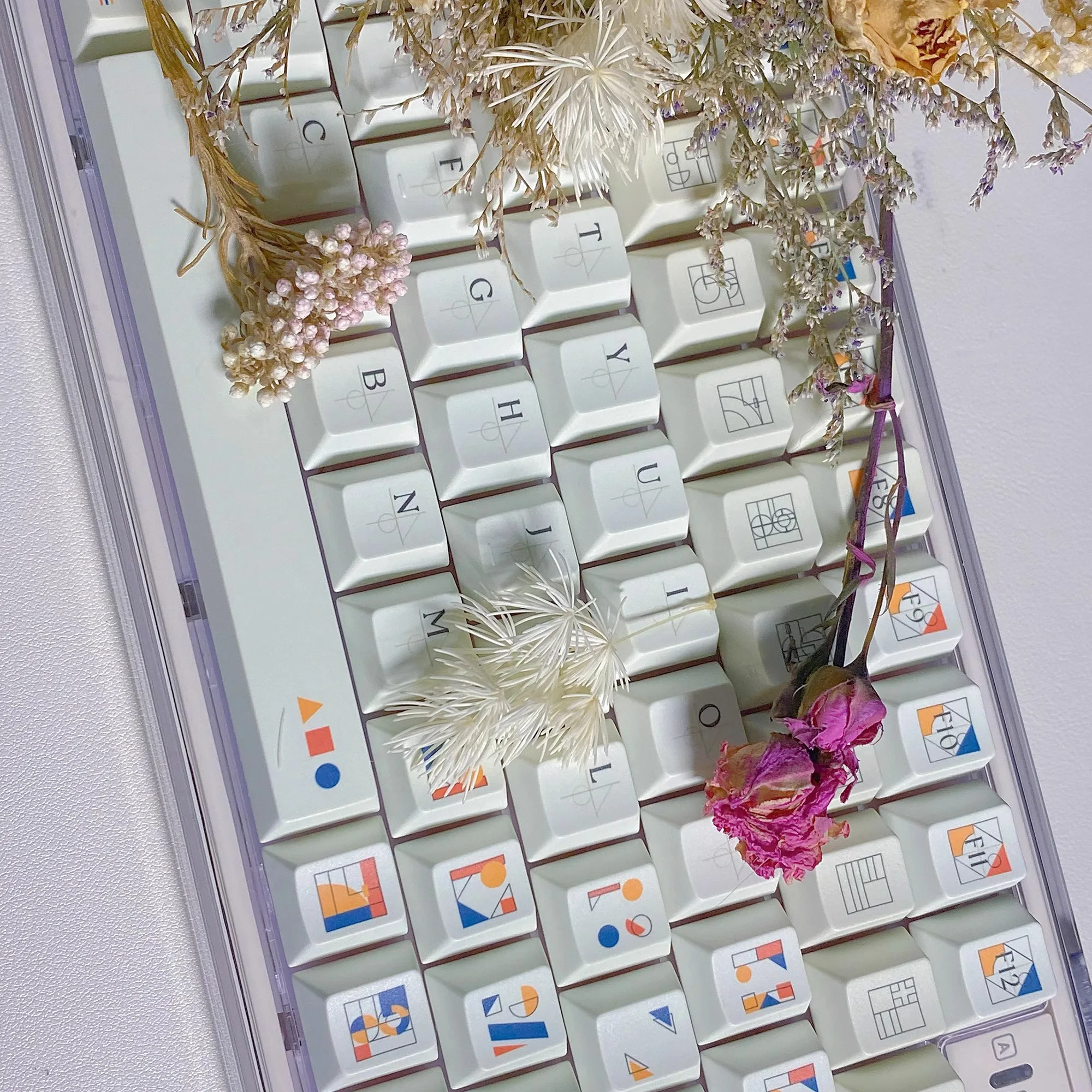 

Колпачки для клавиш Cherry Profile PBT для механической клавиатуры — износостойкие, с защитой от масла