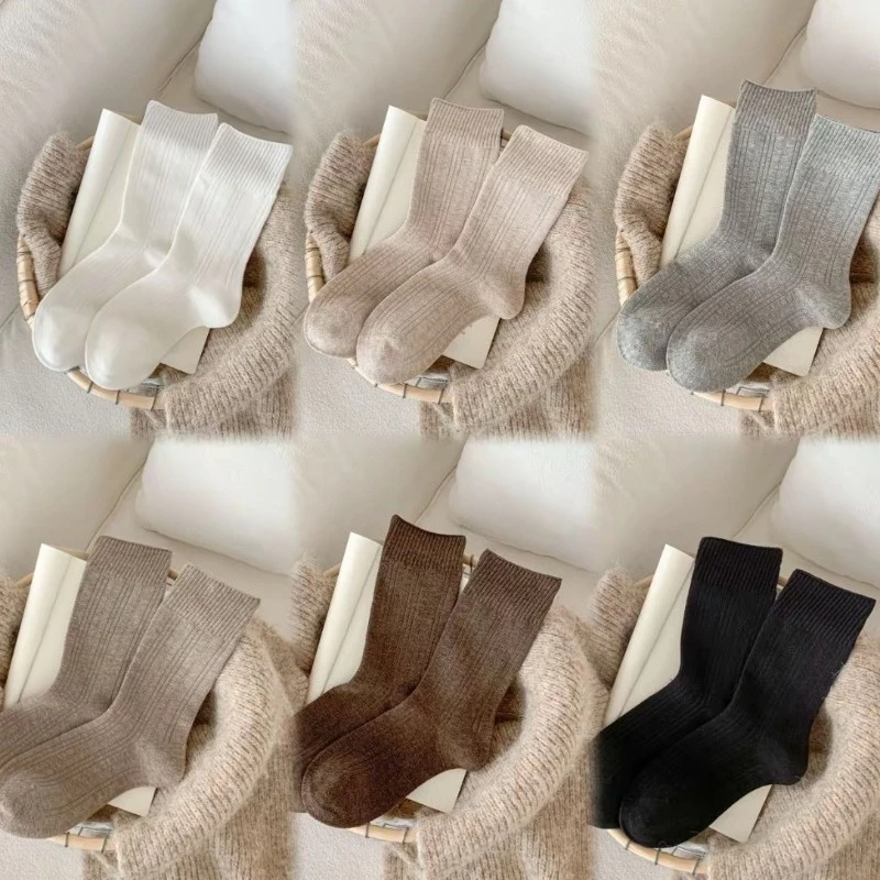 

6 пар весенне-осенних модных универсальных повседневных удобных дышащих женских средних носков, однотонные новые простые длинные носки