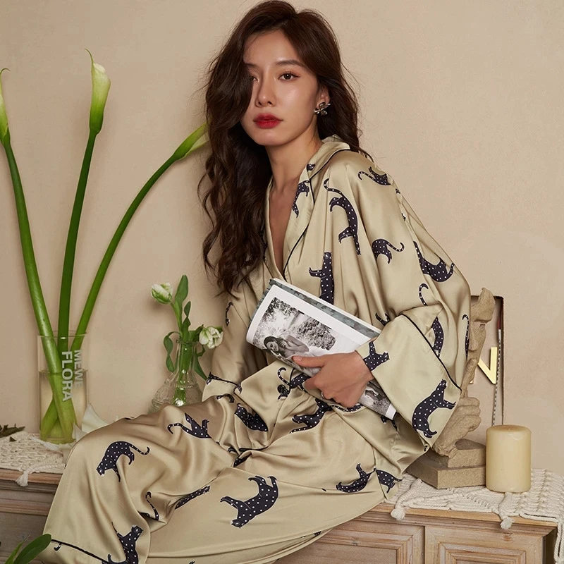 Pajamas 2024 Autumn New Women\'s PIjamas Set Luxury Leopard Print Loose Top Sleepwear Silk Like Nightwear Leisure Homewear Female