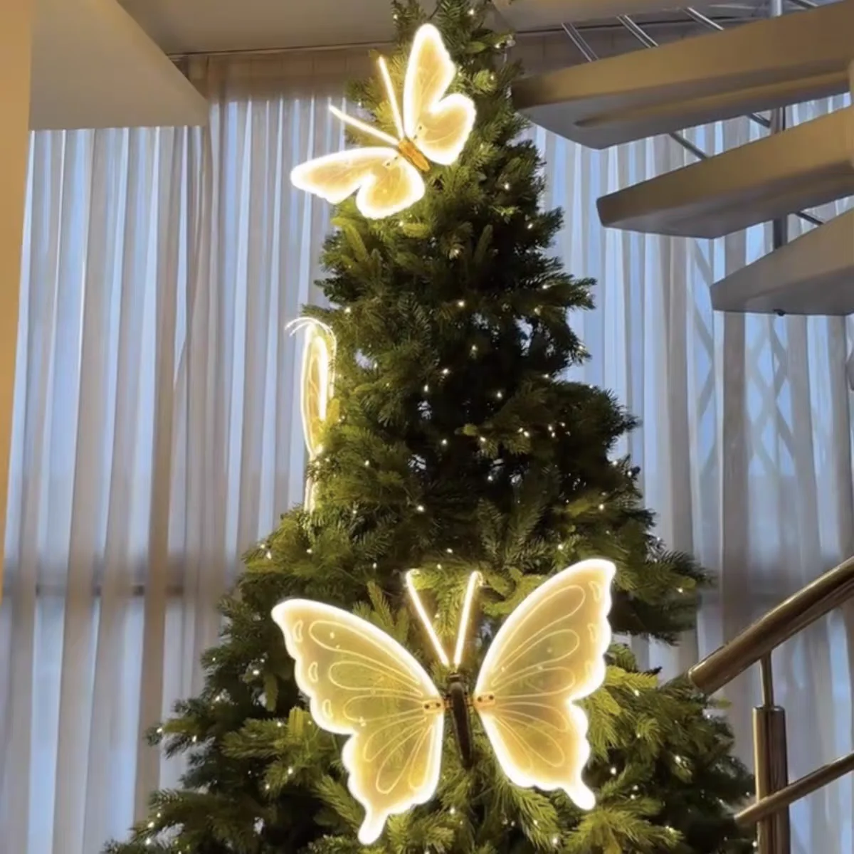 LED Butterfly Lights for Outdoor Decor - Dynamic & Static Modes