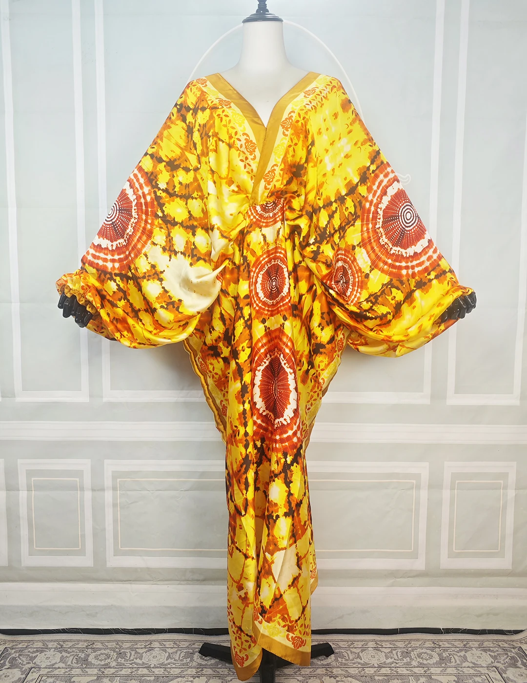 

Casual Summer Beach Party Printed Kaftan Maxi Dress Fashion Printed Silky V-Neck Women Skirt Puffle Sleeve Loose Dress African