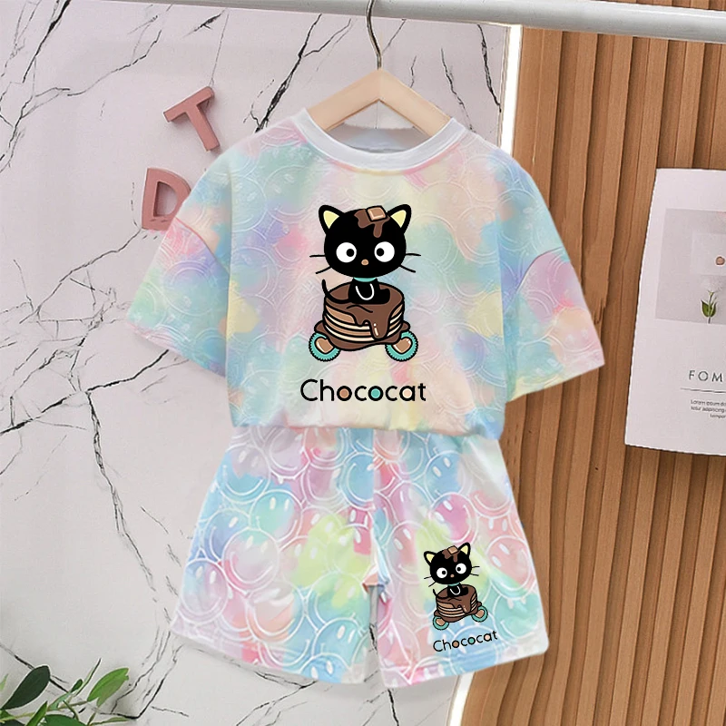 

Sanrio Chococat Children Tie-dye Smlie T Shirt Boy Girl Short Sleeves Baby Kawaii Tees Shorts 2pcs Kids Cute Summer Clothes Set