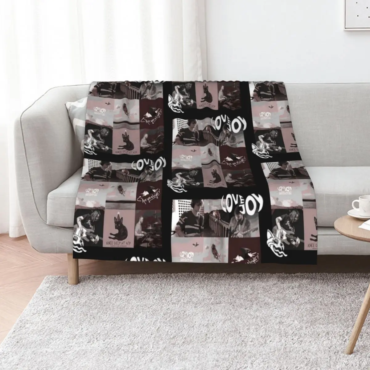 Lovejoy Design Throw Blanket Wrinkle Resistant Lightweight Blanket