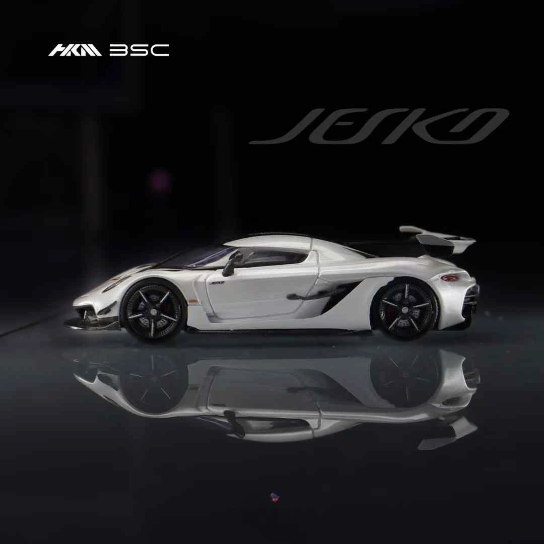 HKM 1:64 Jseko Classic supercar Pearl White Red Line Edition  Diecast Model Car