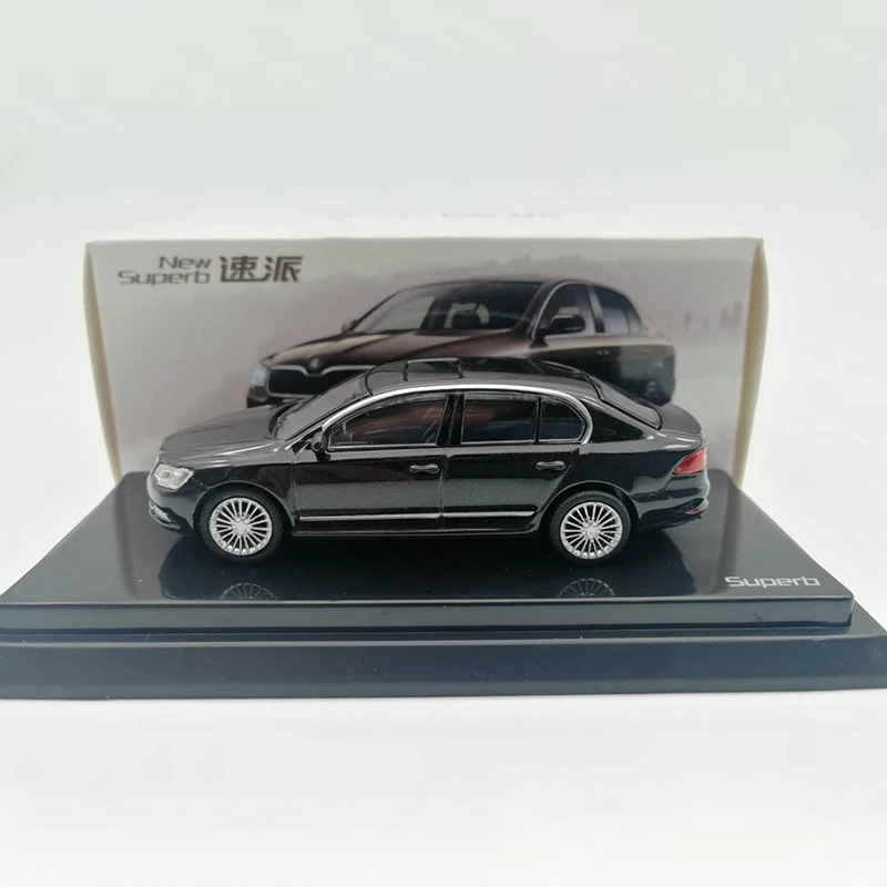 スーパー合金ダイキャスト車モデル,収集可能なおもちゃ,お土産,スケール1:64,新品