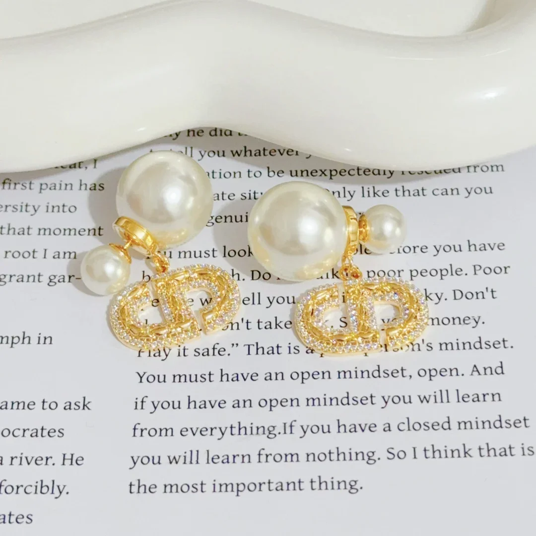 Chanel Oorbellen: De Perfecte Accessoires voor Elke Gelegenheid