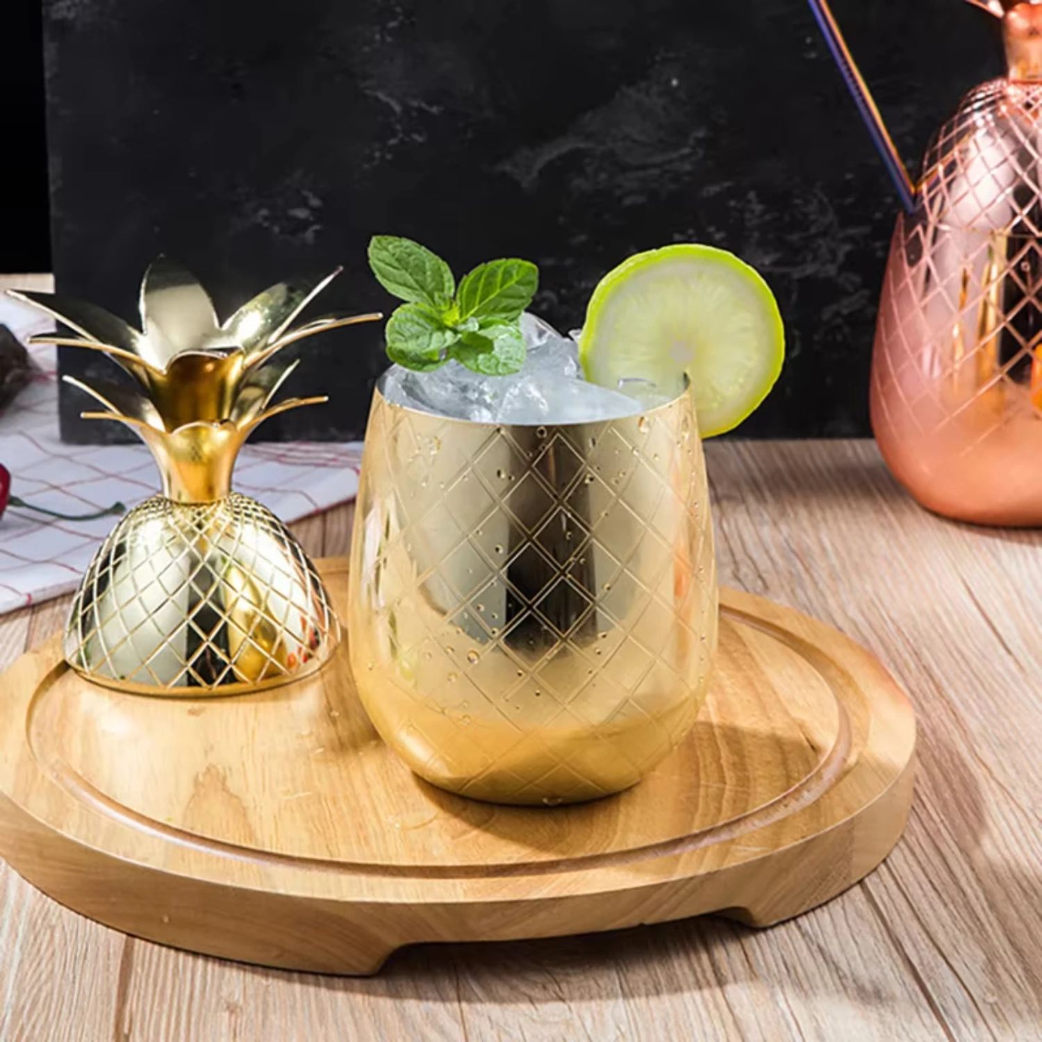 

17 oz Stainless Steel Cocktail Cup Pineapple-Shaped w/ Straw & Lid Stainless Steel Cocktail Juice Mug