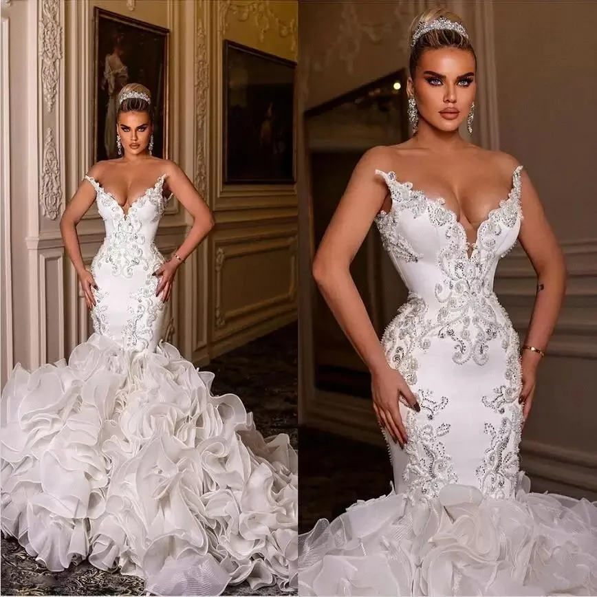 

Mermaid Luxury Wedding Dress Applqiues Sequins Beads Sleeveless V Neck Strapless 3D Lace Ruffles Bridal Gowns Plus Size