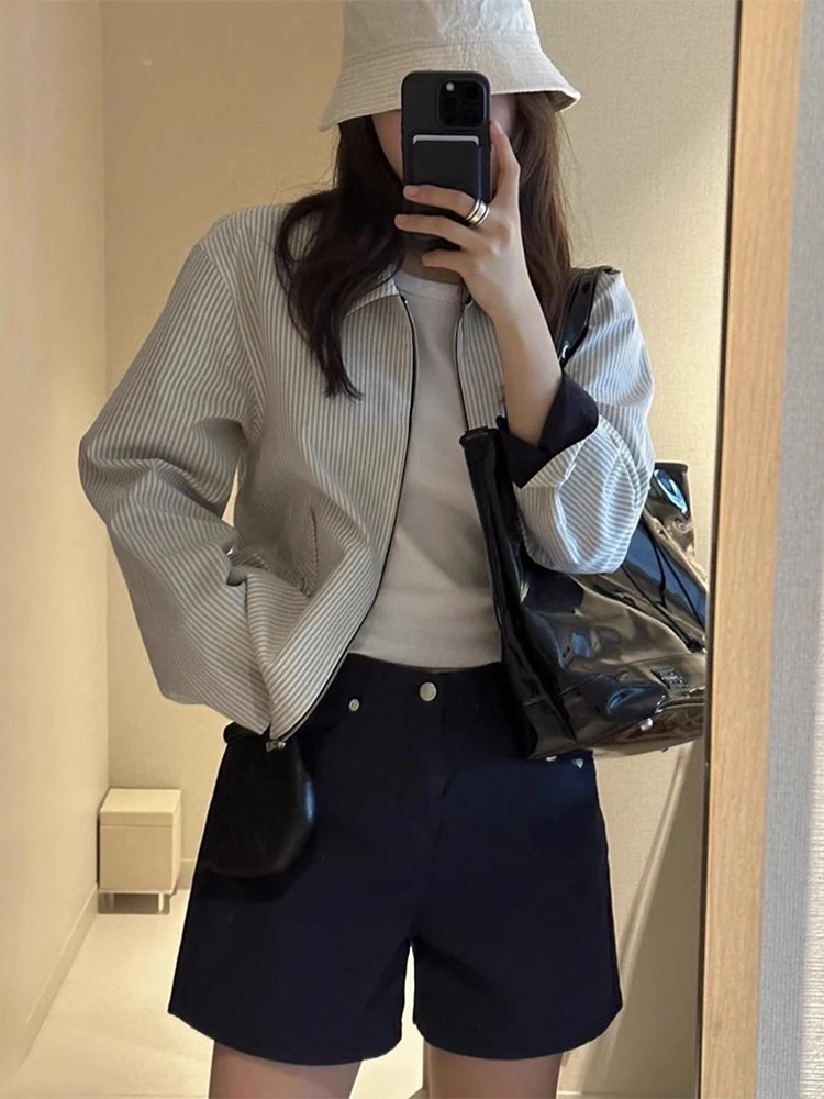 

Шикарная винтажная весенняя полосатая куртка с длинным рукавом и свободным воротником, короткая верхняя одежда, женская мода, стиль на молнии