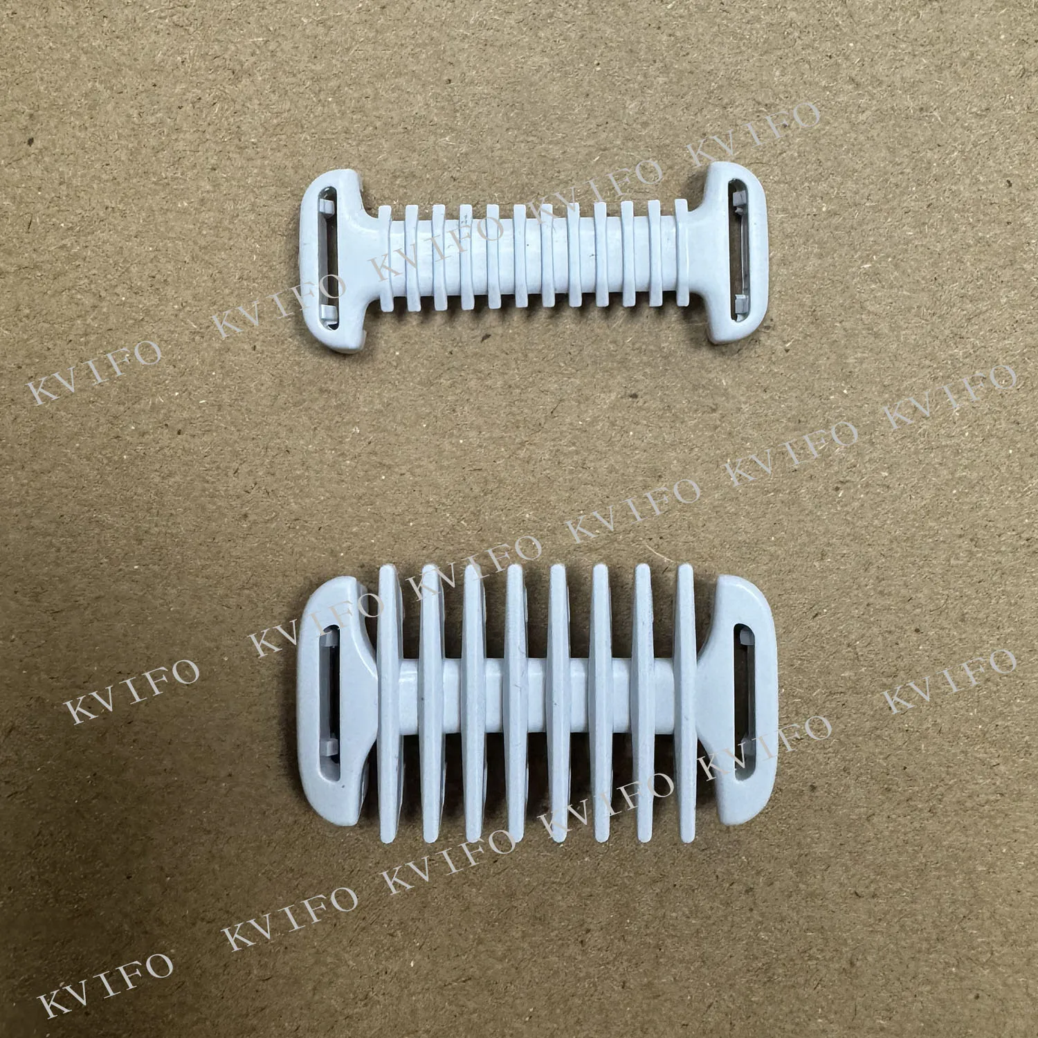 8 قطع مشط توجيه متوافق مع OneBlade QP2724/2824/2520/2630/6551، طقم حماية مع واقي جلدي 0.01 مم، 4 مشط ثنائي الاتجاه