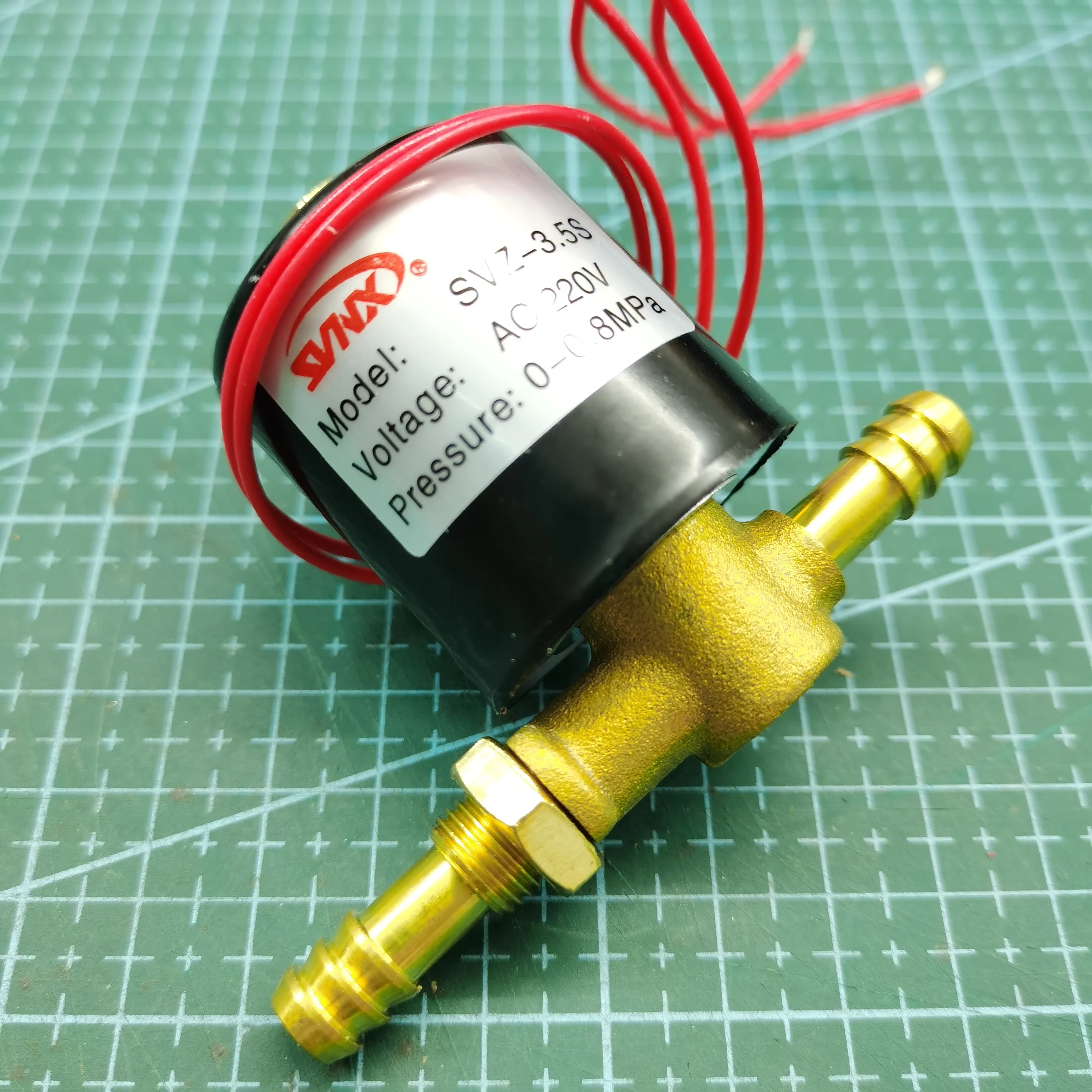 Electromagnetic valve: AC220V/DC24V/welding machine/plasma cutting machine air valve    lzx