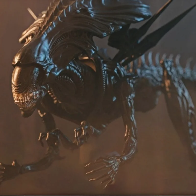 Heiß Auf Lager Hiya Mini Serie 1/18 Anime Action Figure Schlacht Beschädigt Alien Königin Mode Ornamente Bewegliche Spielzeug Geburtstag Geschenke