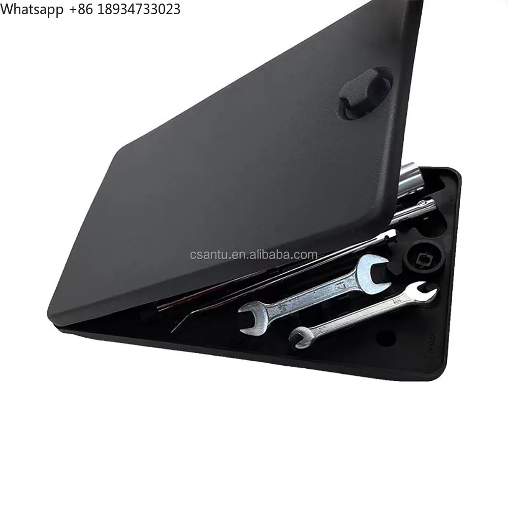 

2025 New Auto Spare Parts Tools in Tailgate Tool Storage Box Kit Set for Mitsubishi Pajero Montero Shogun V32 V33