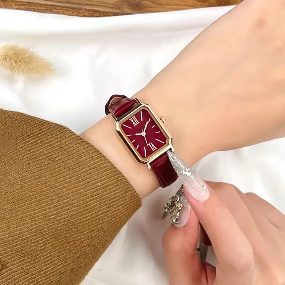 Elegant Women's Quartz Watch Portable Exquisite Ladies Business Watches Minimalist Waterproof Vintage Female Clock