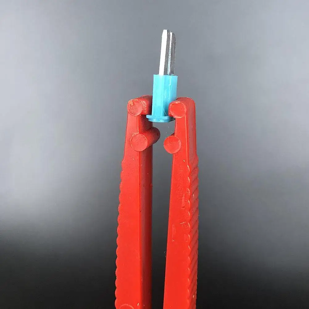 4Pcs Micro Car Fuse Puller Clip Plastic Plier Tweezers Installation Tool Fuse Extractor Plug-in Pull-out Tweezers Tool Accessori