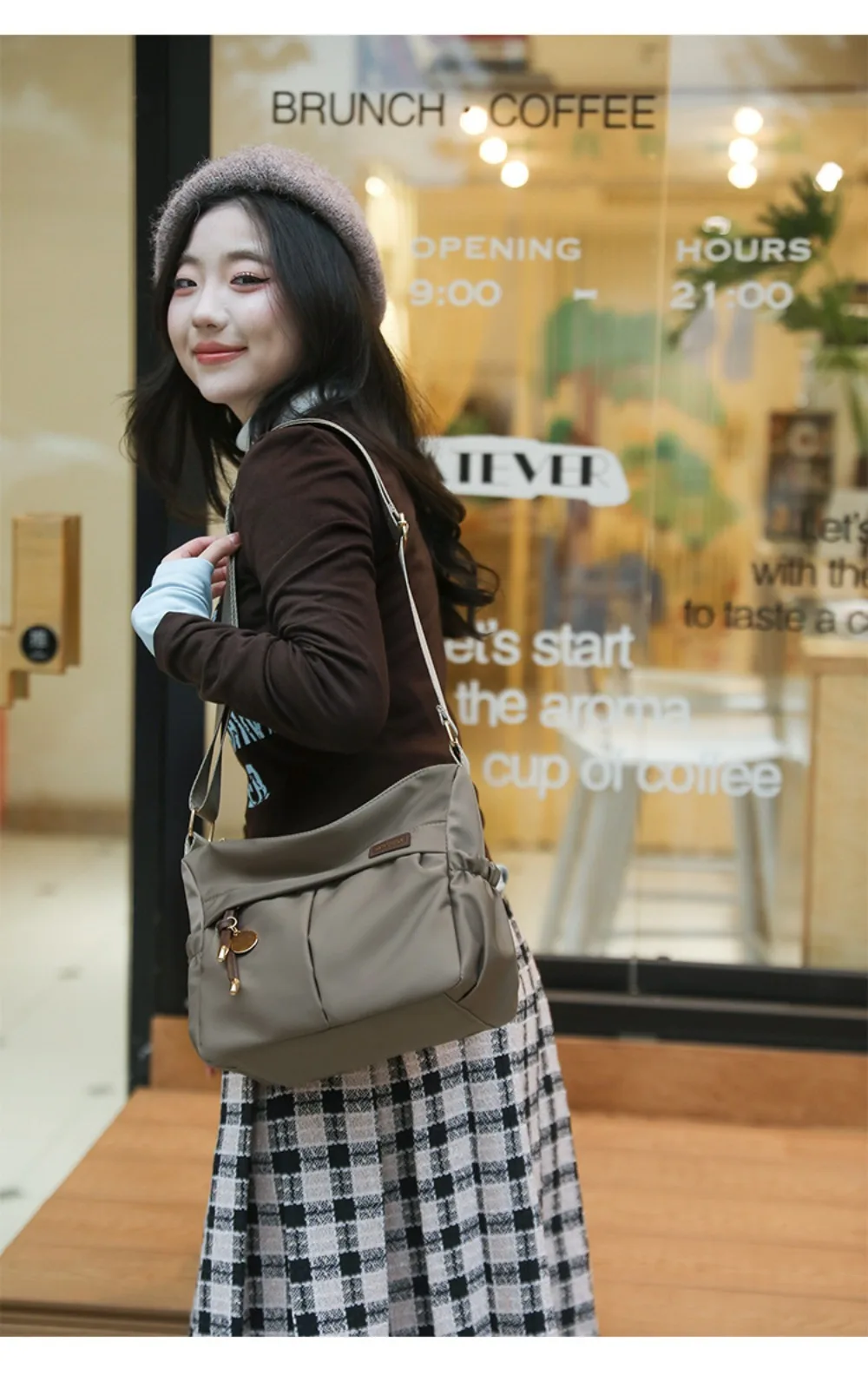 Lässige Nylon-Umhängetasche, leichte, einfarbige Umhängetasche, große Kapazität, Einzelschultertasche für Damen – Detail 9