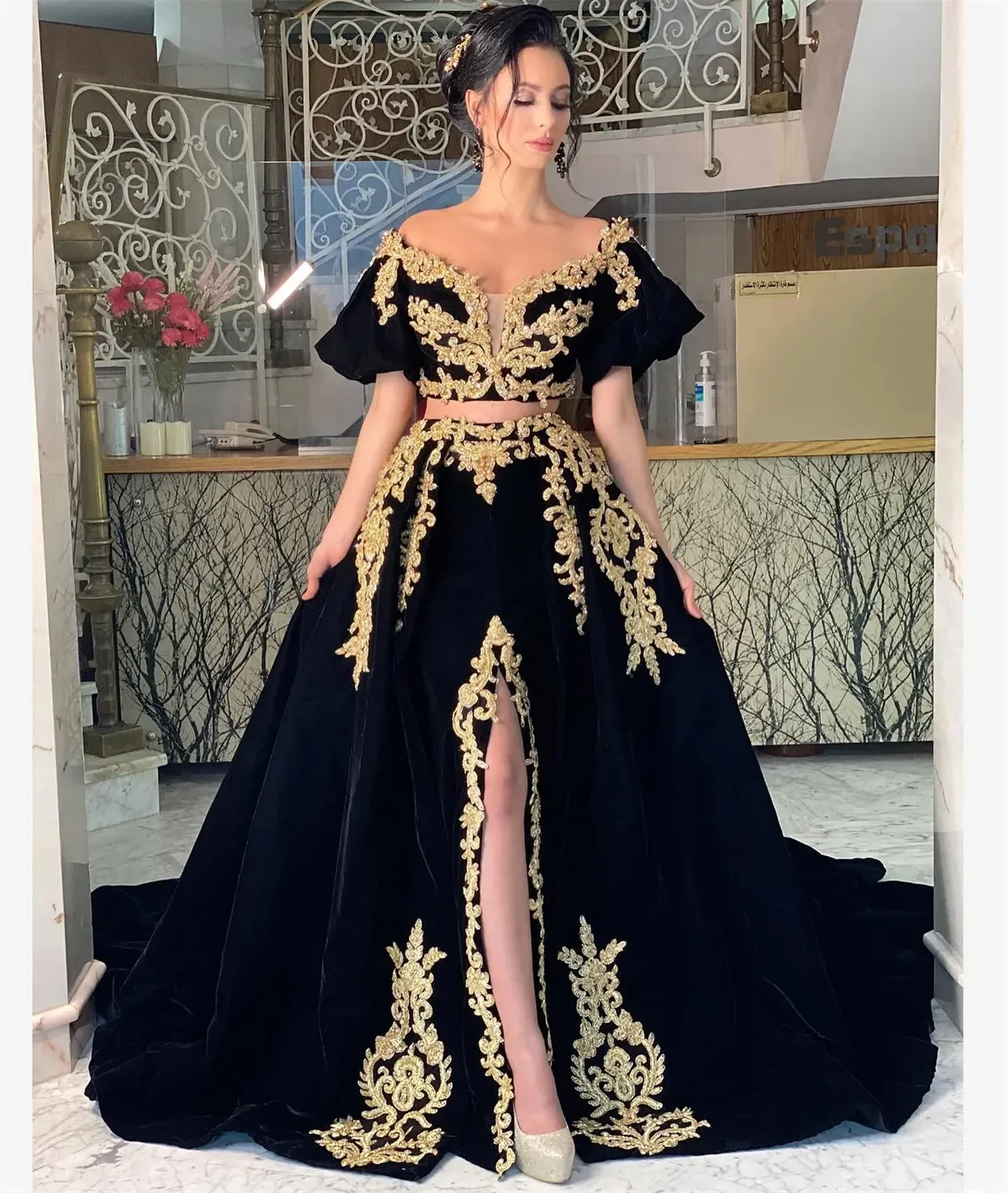 Robe de Soirée en Velours Classique, Tenue de Bal à Col en V, Manches Courtes, Dentelle Dorée, Paillettes, Longue, Arabe-Musulmane, Formelle