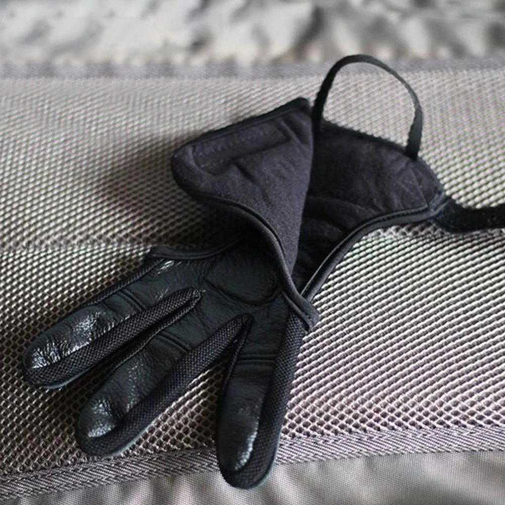 Archery Sheepskin Glove Professional Three-Finger Finger Glove Suitable for Outdoor Hunting Archery and Indoor Archery Practice