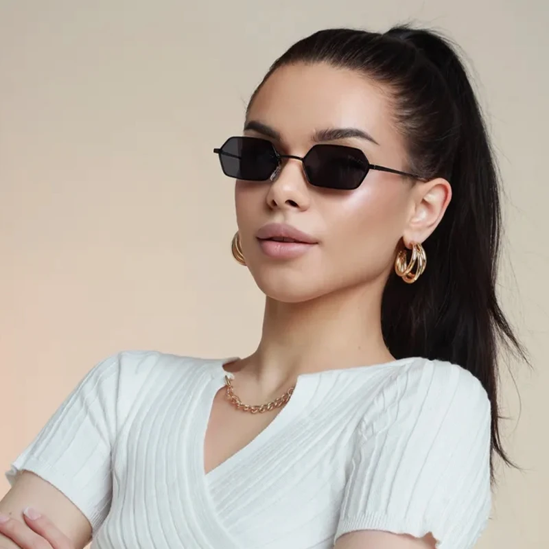 Modische und individuelle Autosonnenbrille mit kleinem Rahmen, Retro-Sonnenbrille aus Metall mit quadratischem Rahmen, Street-Style-Sonnenbrille 388