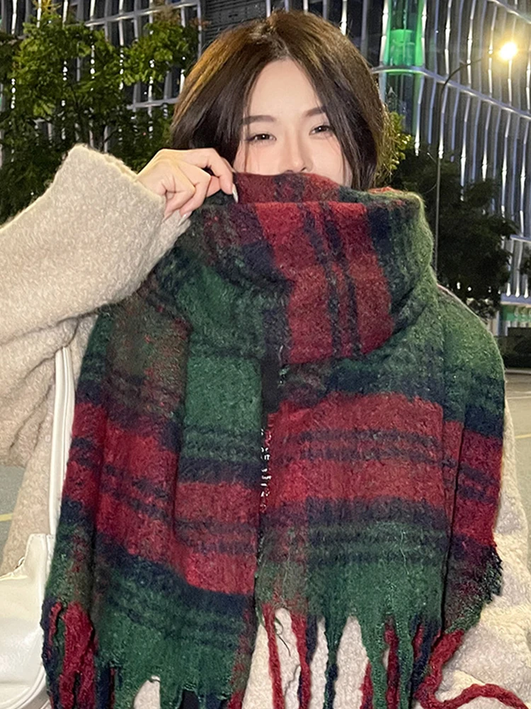 New Red Green Color Matching Plaid Retro Scarf Headscarf Winter Women Ladies Men Scarve Pashmina Mujer Foulard Wrap Shawl Unisex