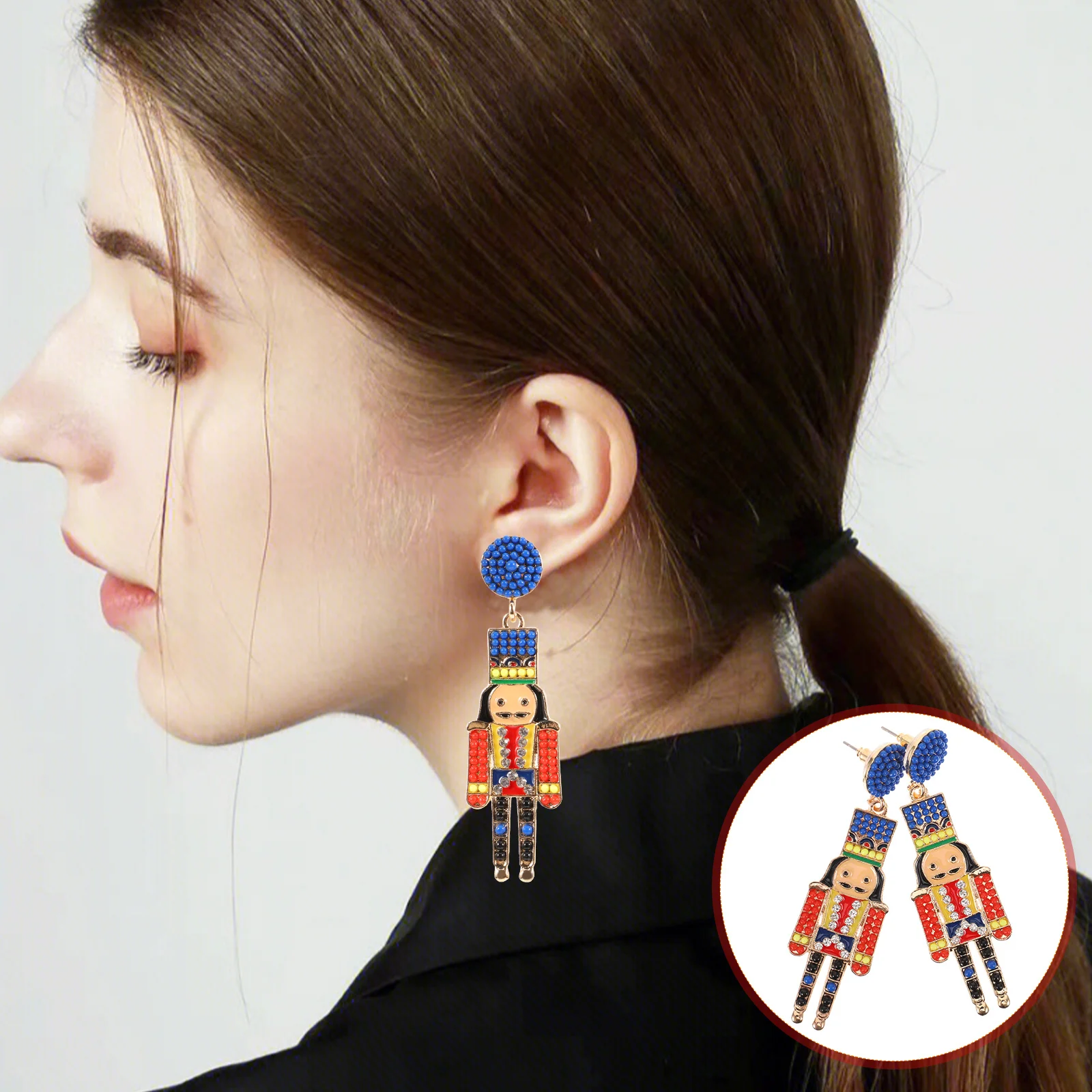 Orecchini Schiaccianoci con perno di perle per donne Borchie pendenti con ghirlande di perle di gioielli