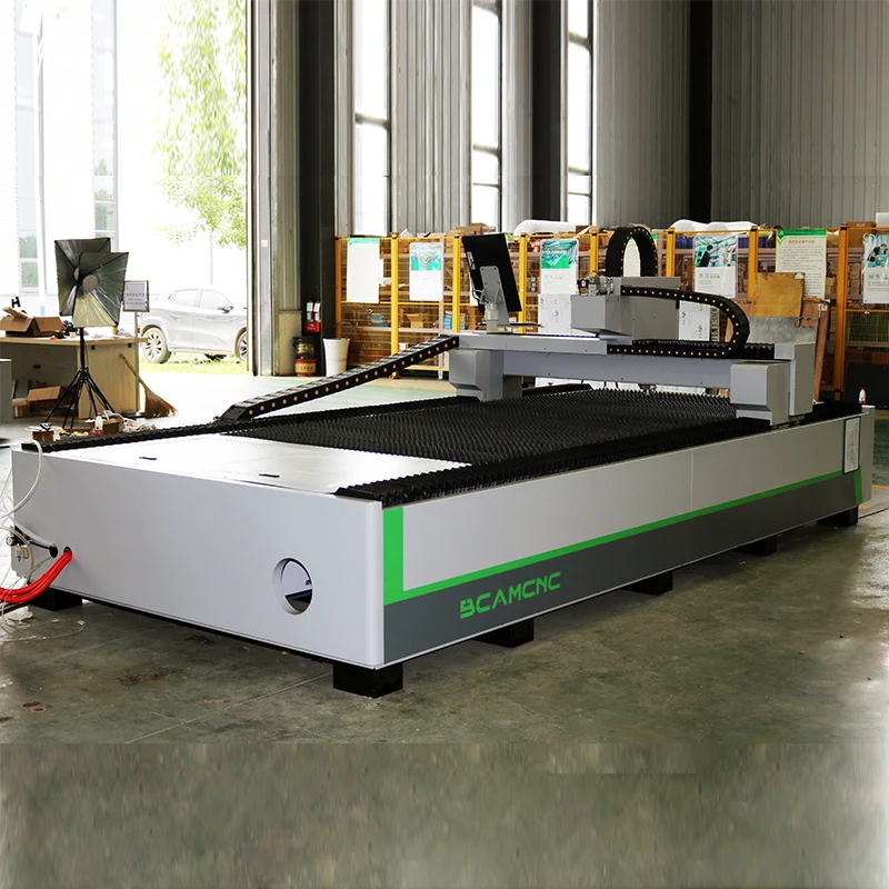 Lasersnijmachine 3kw portaal type fiber lasersnijmachine cnc fiber lasersnijmachine 2000 w 3000 w