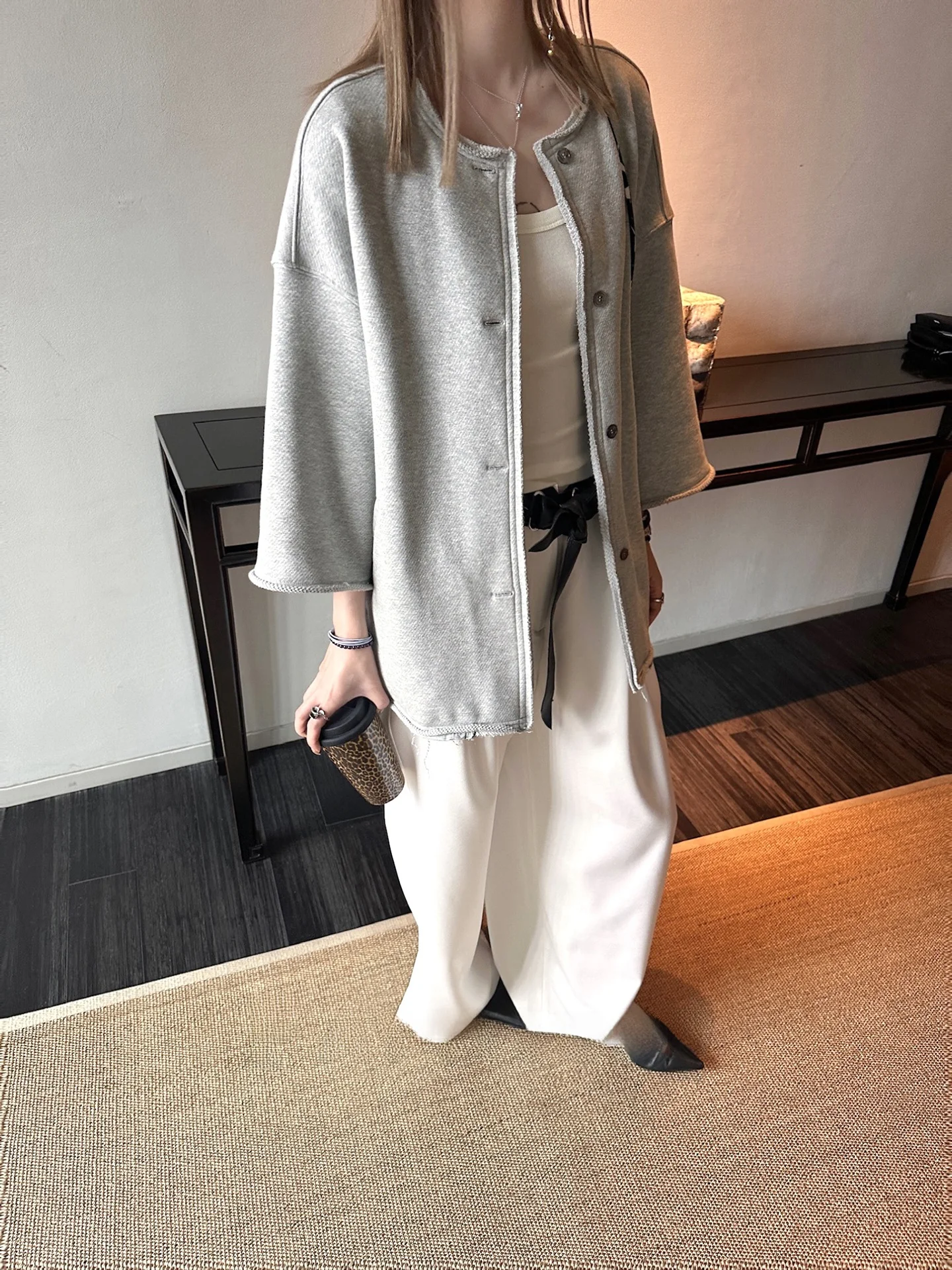 

Высококачественная толстовка Gold Armor 7 Sve с капюшоном, премиум-класса, свободного кроя, с длинными рукавами, стандартной длины, из смесового хлопка.