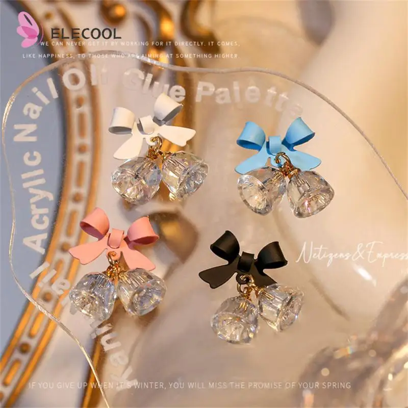 Transparent Heap Drill Durable And Scratch Resistant Bow Knot Unique Bell Pendant Nail Decoration Exquisite Nail Art Decoration