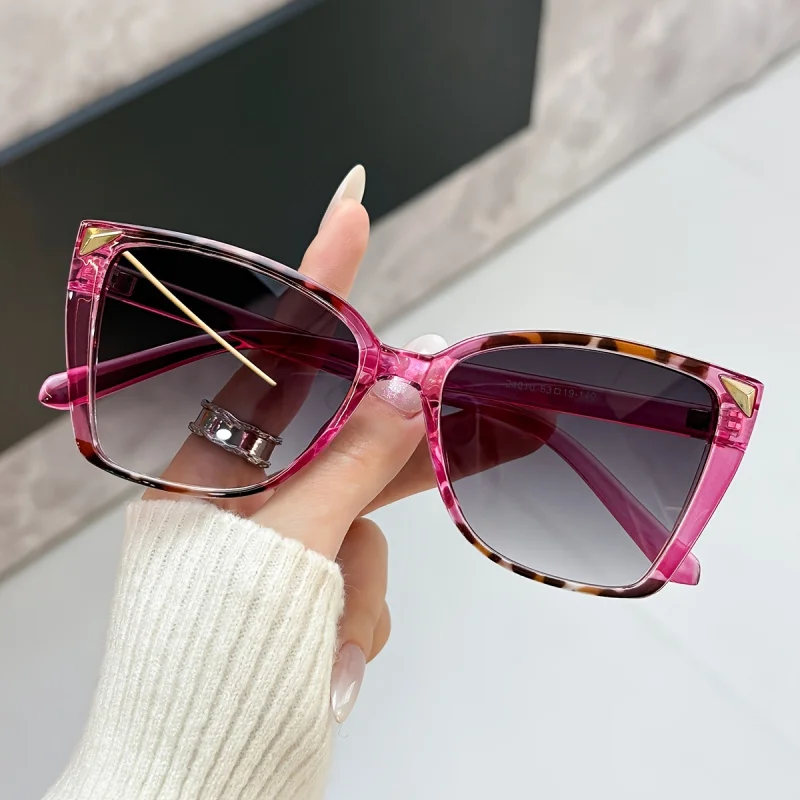 2026 New style Retro Style Cat Eye Sunglasses - Pink Acetate Frame with Golden Accents, Anti-Fog Lenses, Metal Hinges