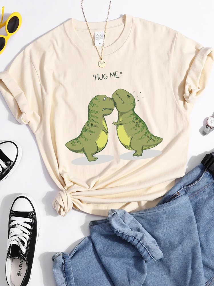 Hug Me Kawaii Green Little Dinosaur Women T-Shirt Summer Casual T Shirts Street Hip Hop Crop Top Personality Breathable T Shirt