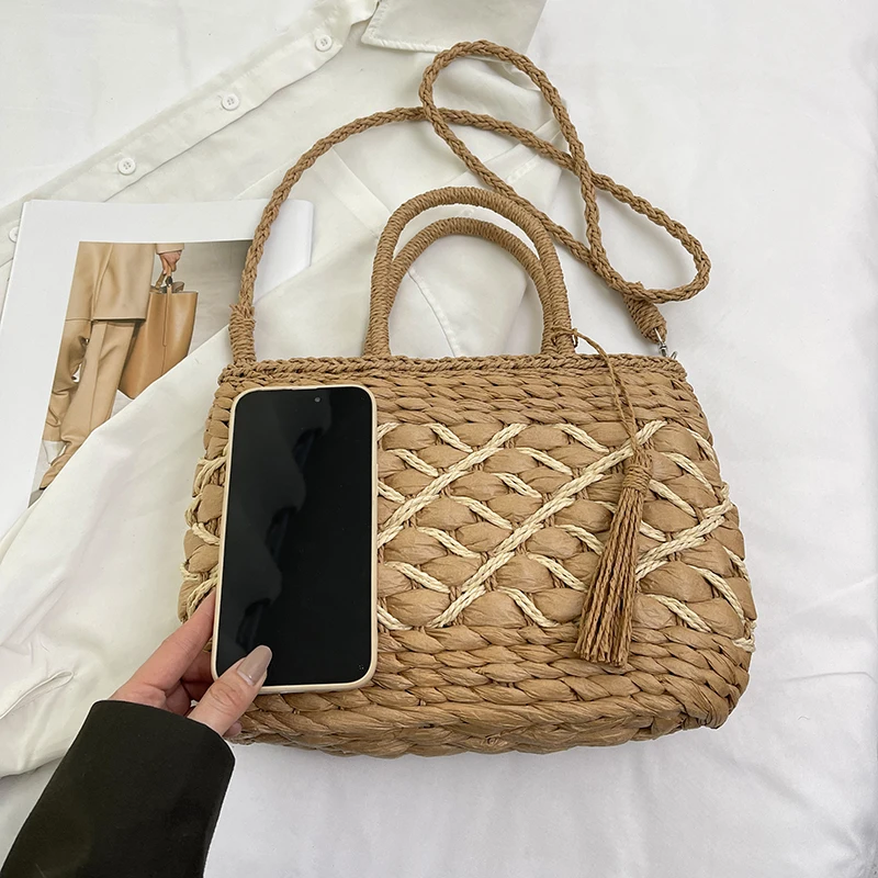 1 straw woven casual tote bag fine woven quality reliable summer Hawaiian style beach beach holiday essential women\'s bag