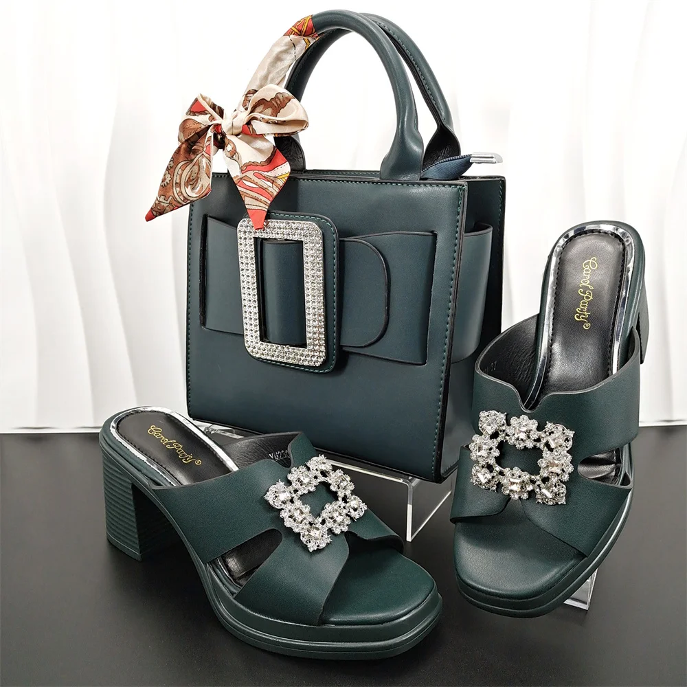 2024 African Fashion Women\'s DK.Green Sandals With Square Fine Clutch Bag Italian Design Casual Style Shoes And Bag Set