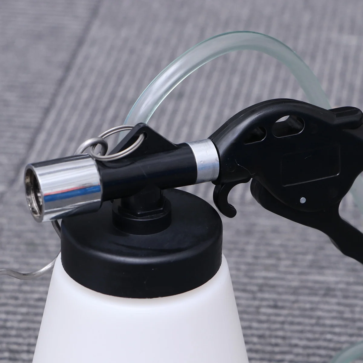 

Car Air Brake Fluid Replacement Tool Large Capacity Brake Fluid Drained Bleeder Oil Change Equipment Kit for Trucks Motorbikes