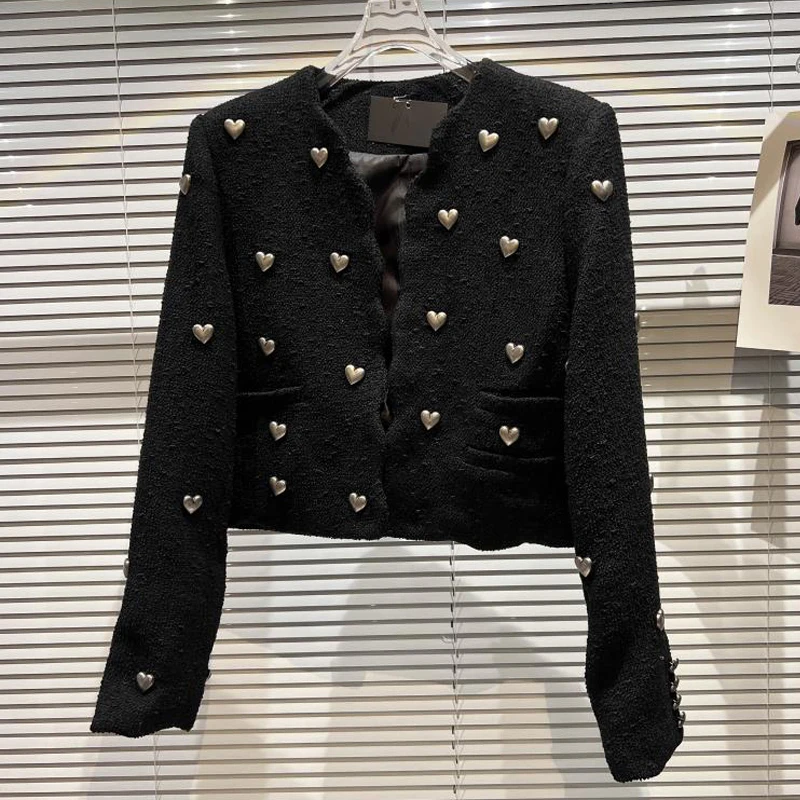 Vintage Fall Winter Heart Metal Buckle Wavy Shoulder Pad Woolen Blazer Jacket Black White Chic Design Ladies Cardigan Short Coat