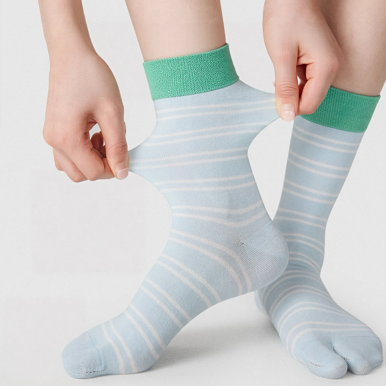 Immagine 3: 6 pezzi, calzini da donna alla moda a righe con punta divisa, punta senza cuciture e design a blocchi di colore, ideali per la primavera e l'autunno