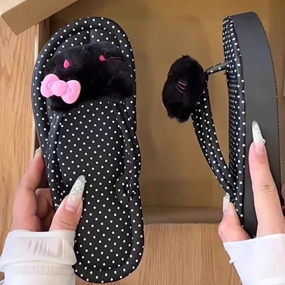 

Женские шлепанцы Sanrio Hello Kitty с героями мультфильмов, милые мягкие пляжные сандалии Y2K, противоскользящие повседневные модные тапочки для дома и улицы