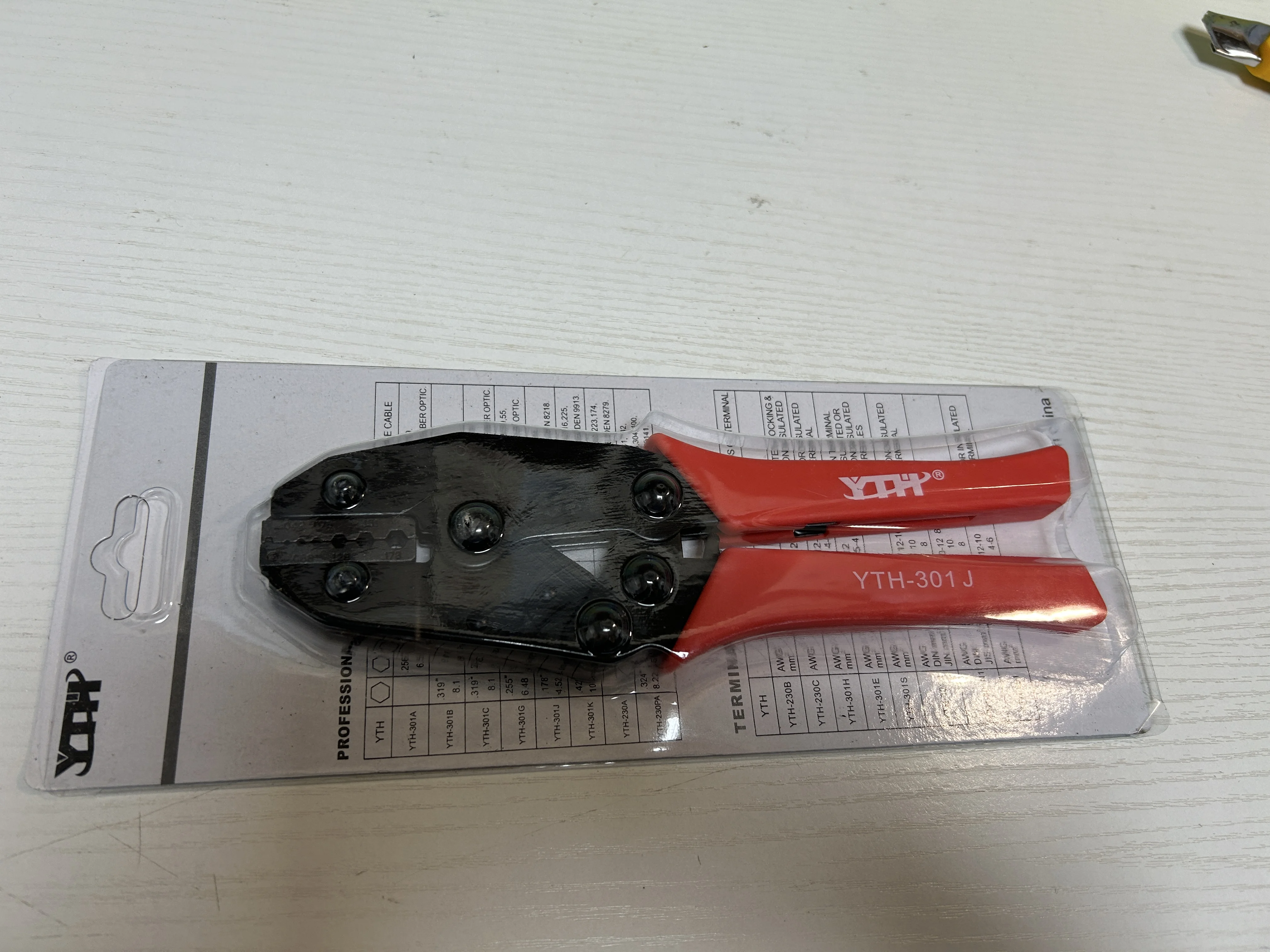 Automotive plastic fiber optic crimping pliers, MOST fiber optic cable terminal joint pliers, crimping pliers, circular hole pli