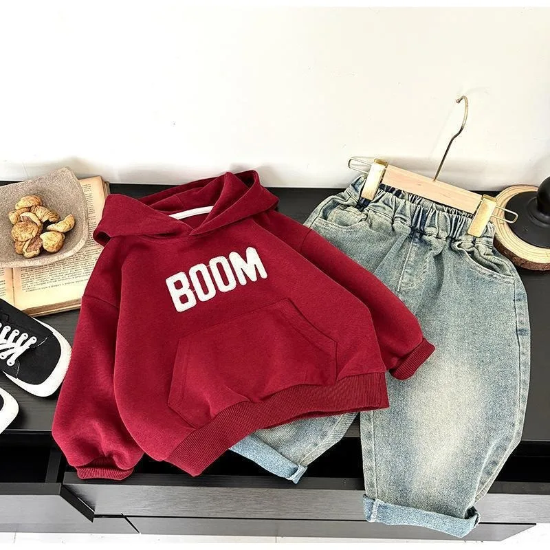 Neuer Kinder-Hoodie mit Buchstaben-Print für Jungen und Mädchen, Frühling und Herbst, locker sitzender Baumwoll-Pullover, lässige Kleinkind-Jacke