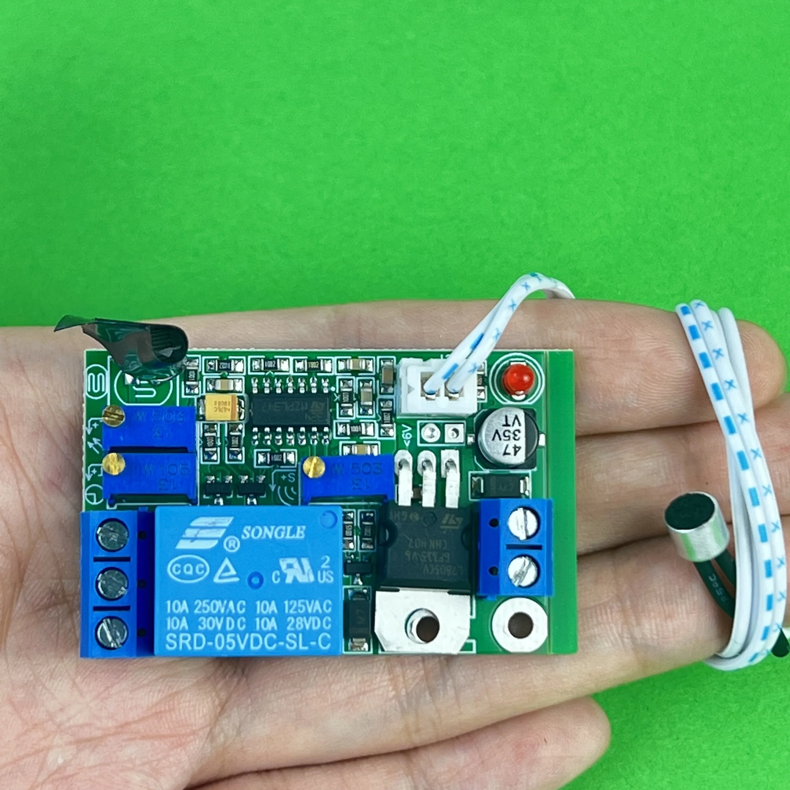 وحدة مرحل مستشعر الصوت DC 5V 9V 12V 24V مع مفتاح إيقاف تشغيل تأخير التحكم في الضوء