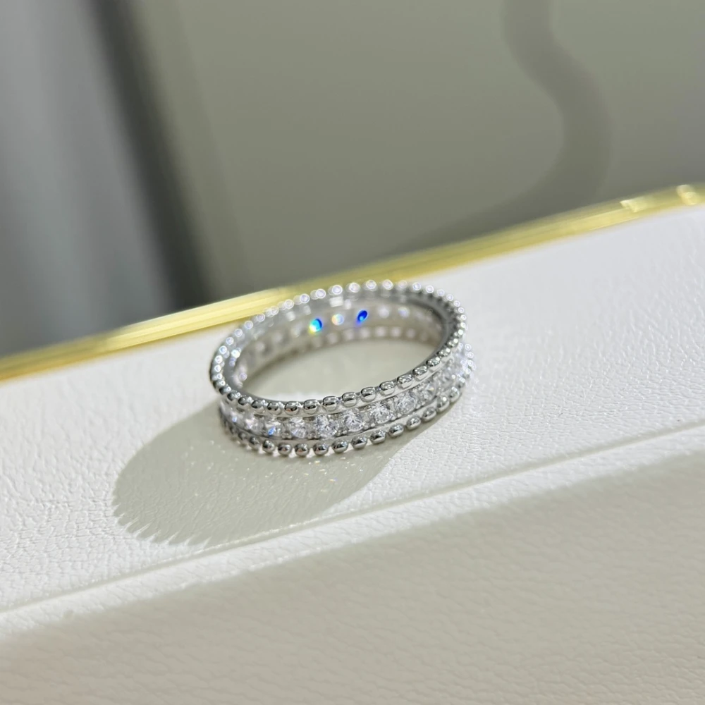 The Zircon Bead Edge Ring Sparkles Exquisite Design Unique S925 Sterling Silver Propose Wedding Birthday Gift