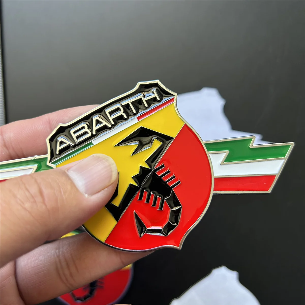 3D Car Stickers Emblem Auto Side Wing Badge Trunk Decal For Fiat Abarth 500 124 125 595 Punto Bravo Scorpion Styling Accessories