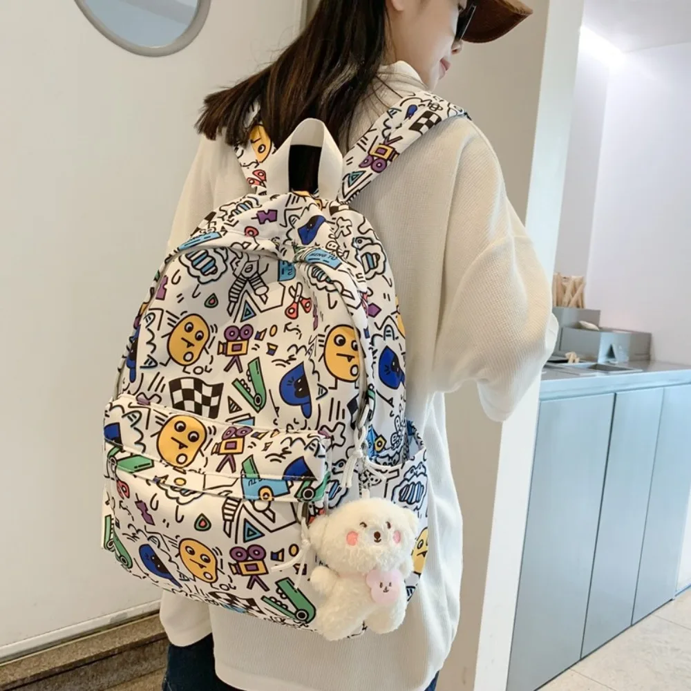 

Large Capacity Women's Backpack New Nylon Graffiti Printing Student Backpack Waterproof Wear Resistant School Bags Girl