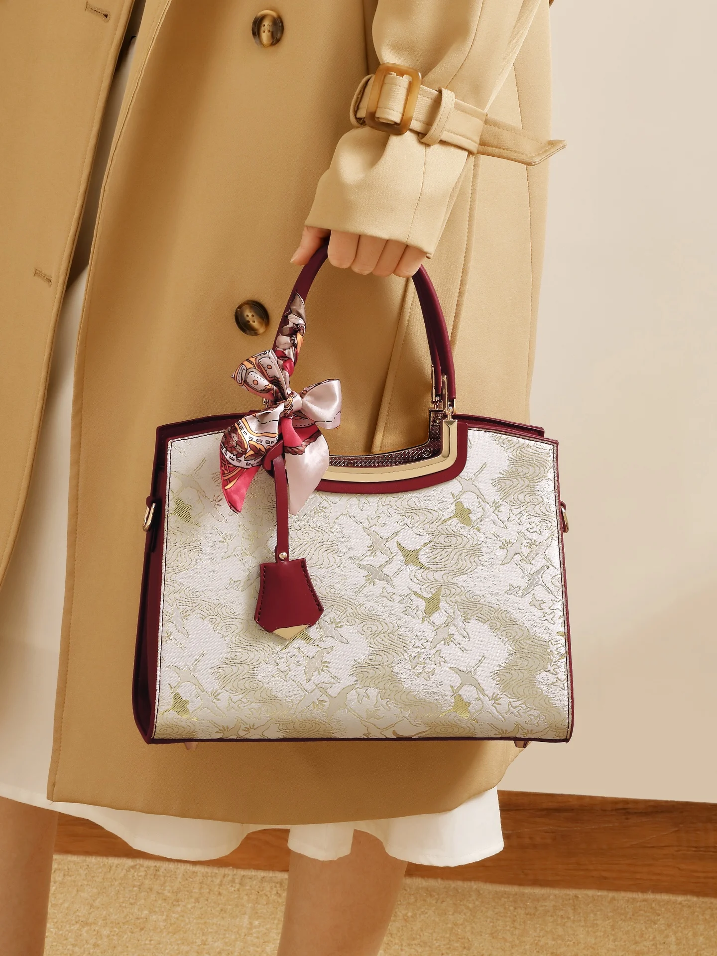 sac-a-main-de-mariage-rouge-elegant-sac-fourre-tout-de-luxe-pour-trajets-quotidiens-sac-de-fete-pour-la-fete-des-meres-nouveau-style-chinois