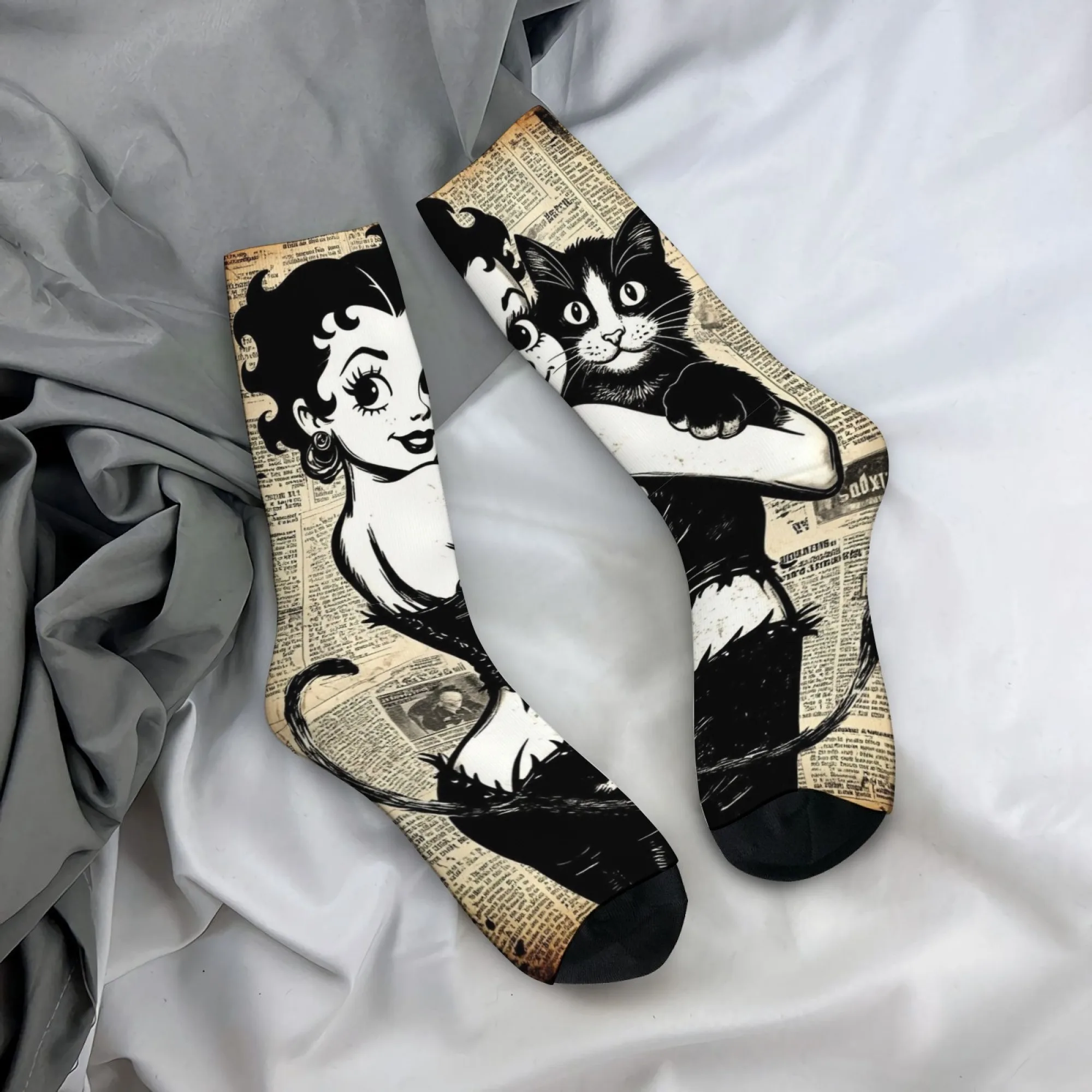 Retro Comic Girl Cat Herrensocken, lässige Mode, Cartoon-Socken, Unisex, Neuheit, lustige, fröhliche Socken, Outdoor-Reisen, Sportsocken, Geschenk