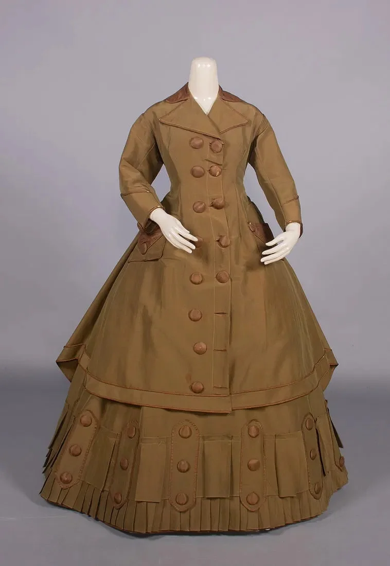 1869s Visiting Costume Victorian Royal Noble Duchess Walking Dress Renaissance Colonial Civil War Business Party Ball Gown