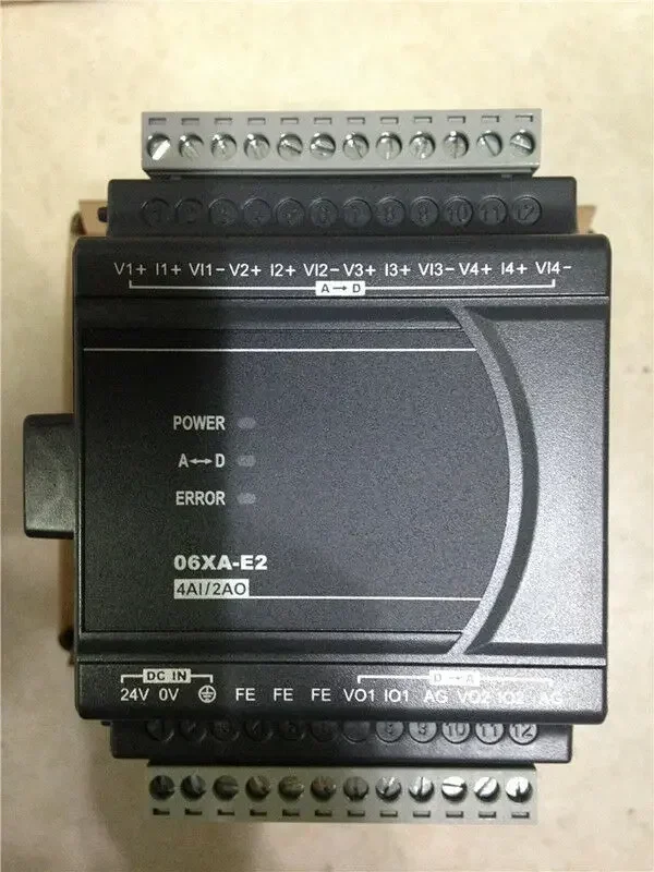 تسليم سريع جديد التحكم الأصلي ES2 سلسلة وحدة تحكم الحركة DVP06XA-E2 PLC الشعار